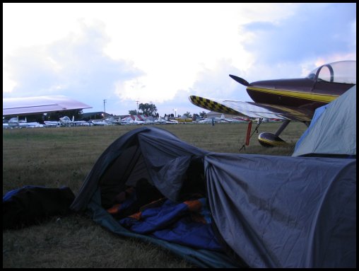 Remembering Oshkosh 06...gotta do the camping at least once.