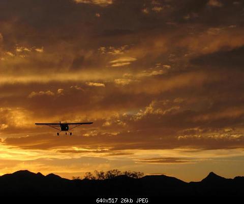May this pretty plane enjoy many more lovely sunset flights! 2014
